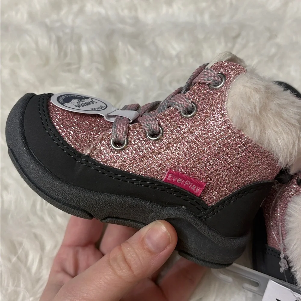 NWT Osh Kosh B’Gosh Pink Ramira Toddler Size 4 Boots